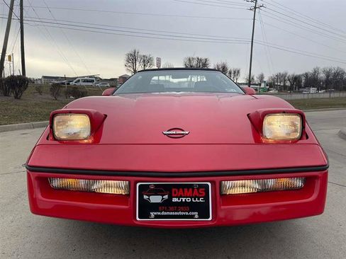 Used 1990 Chevrolet Corvette Convertible image 8