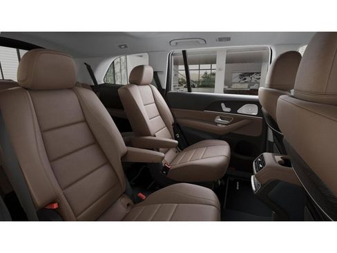 New 2026 Mercedes-Benz GLS 450 4MATIC image 5