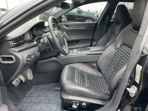 Used 2022 Maserati Quattroporte Trofeo image 29