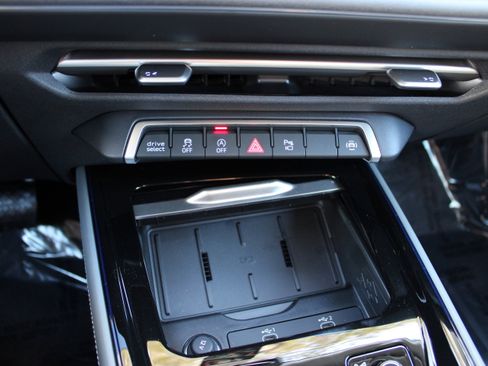 New 2026 Audi Q3 quattro 2.0T image 18