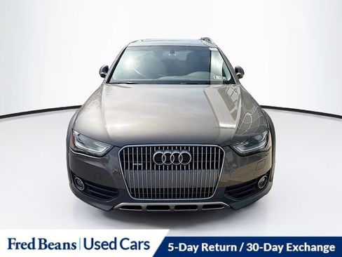 Used 2015 Audi A4 Prestige w/ Prestige Package image 1