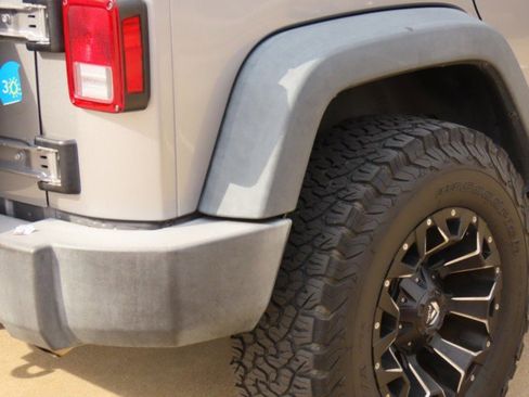 Used 2017 Jeep Wrangler Unlimited Sport w/ Quick Order Package 24S image 10