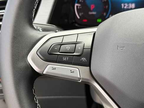 New 2026 Volkswagen Atlas Cross Sport SE FWD image 17