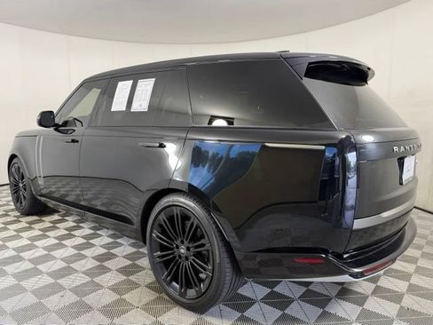 Certified 2023 Land Rover Range Rover Long Wheelbase Autobiography AWD/4WD image 4