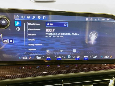 Used 2026 Chevrolet Traverse Z71 w/ Enhanced Driving Package AWD/4WD image 13