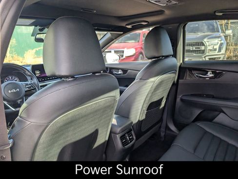 Certified 2024 Kia Forte GT-Line w/ GT-Line Premium Package image 17