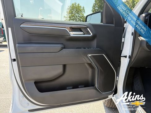 Certified 2023 Chevrolet Silverado 1500 RST w/ Z71 Off-Road Package AWD/4WD image 17