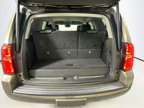 Used 2015 Chevrolet Tahoe LT image 30