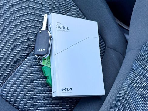 New 2026 Kia Seltos LX AWD/4WD image 30