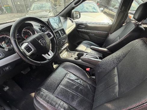 Used 2018 Dodge Grand Caravan GT FWD image 22