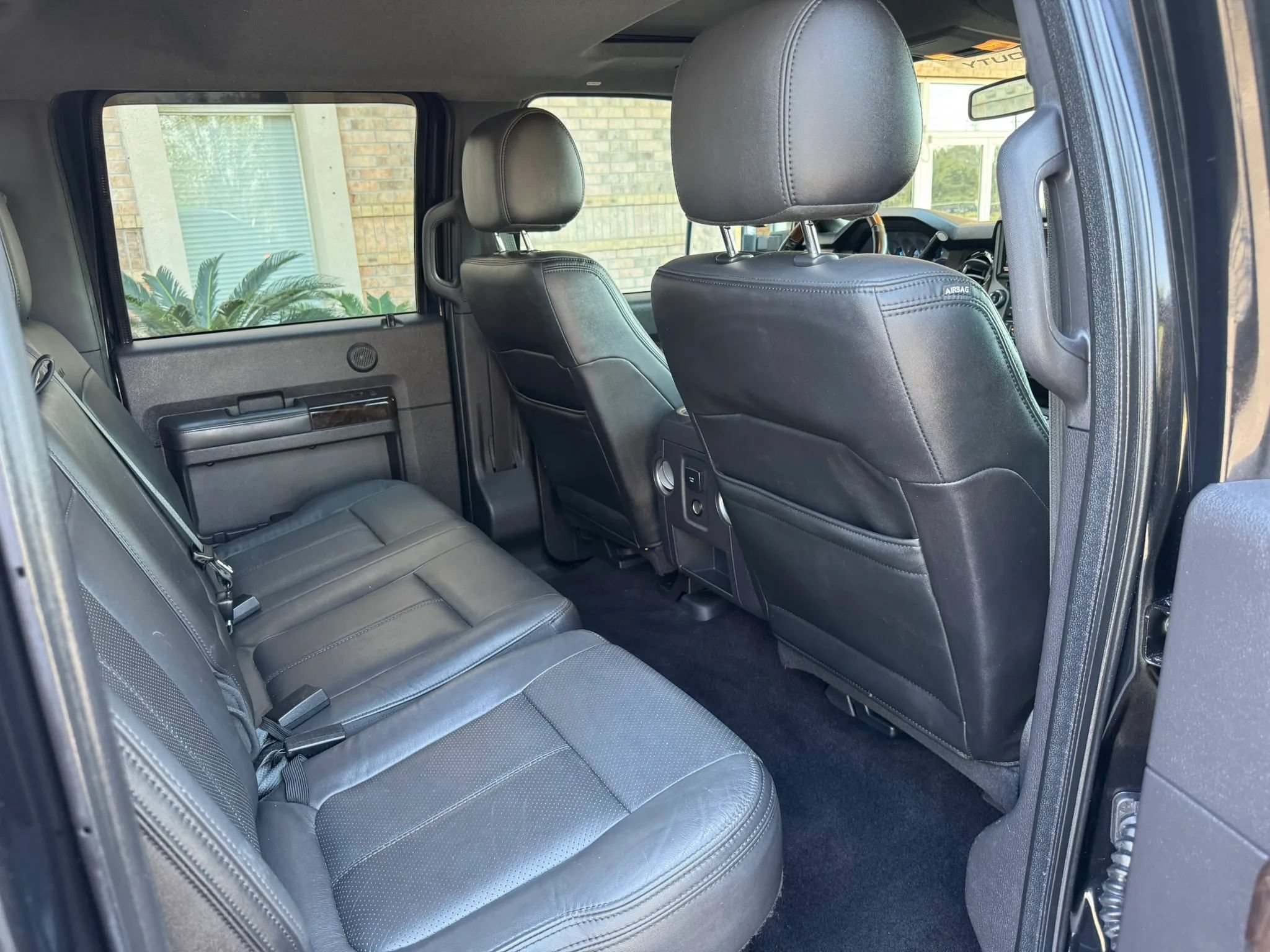 Used 2015 Ford F250 Platinum w/ FX4 Off-Road Package AWD/4WD image 24