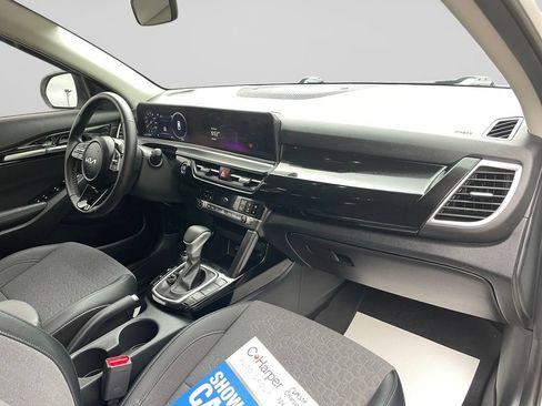 Used 2024 Kia Seltos S AWD/4WD image 10