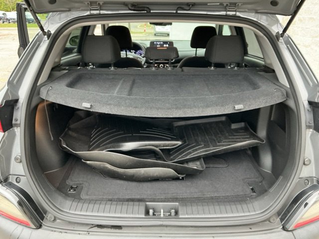 Certified 2023 Hyundai Kona SEL AWD/4WD image 31