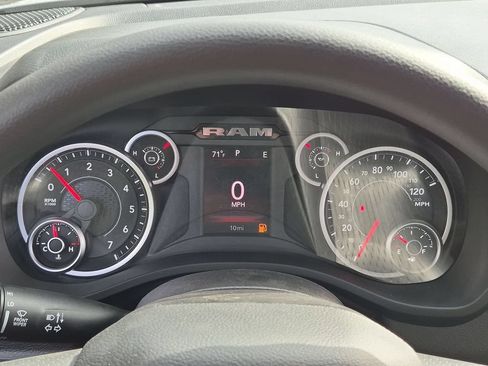 New 2026 RAM 1500 Express AWD/4WD image 21