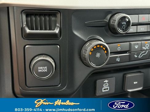 New 2025 Ford F550 2WD Regular Cab Super Duty image 26