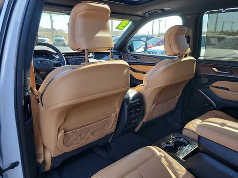 Used 2023 Jeep Grand Cherokee L Summit w/ Advanced Protech Group IV image 13