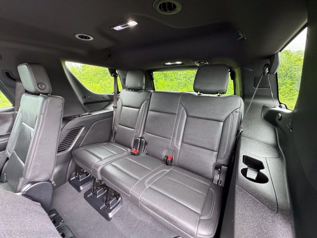 Used 2025 Chevrolet Tahoe Z71 AWD/4WD image 20