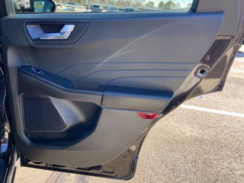 Used 2026 Ford Escape ST-Line image 29