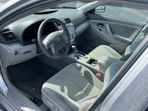 Used 2009 Toyota Camry XLE FWD image 22