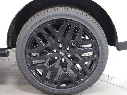 New 2026 Ford Expedition Platinum w/ Stealth Performance Package image 16