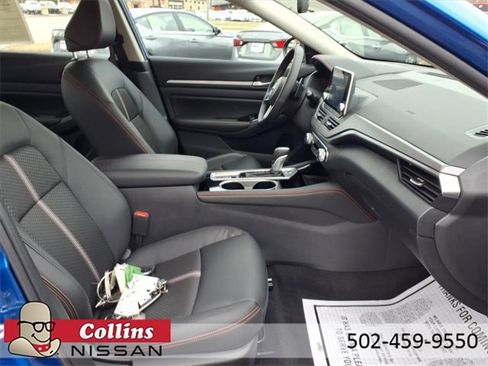 Certified 2025 Nissan Altima 2.5 SR image 13