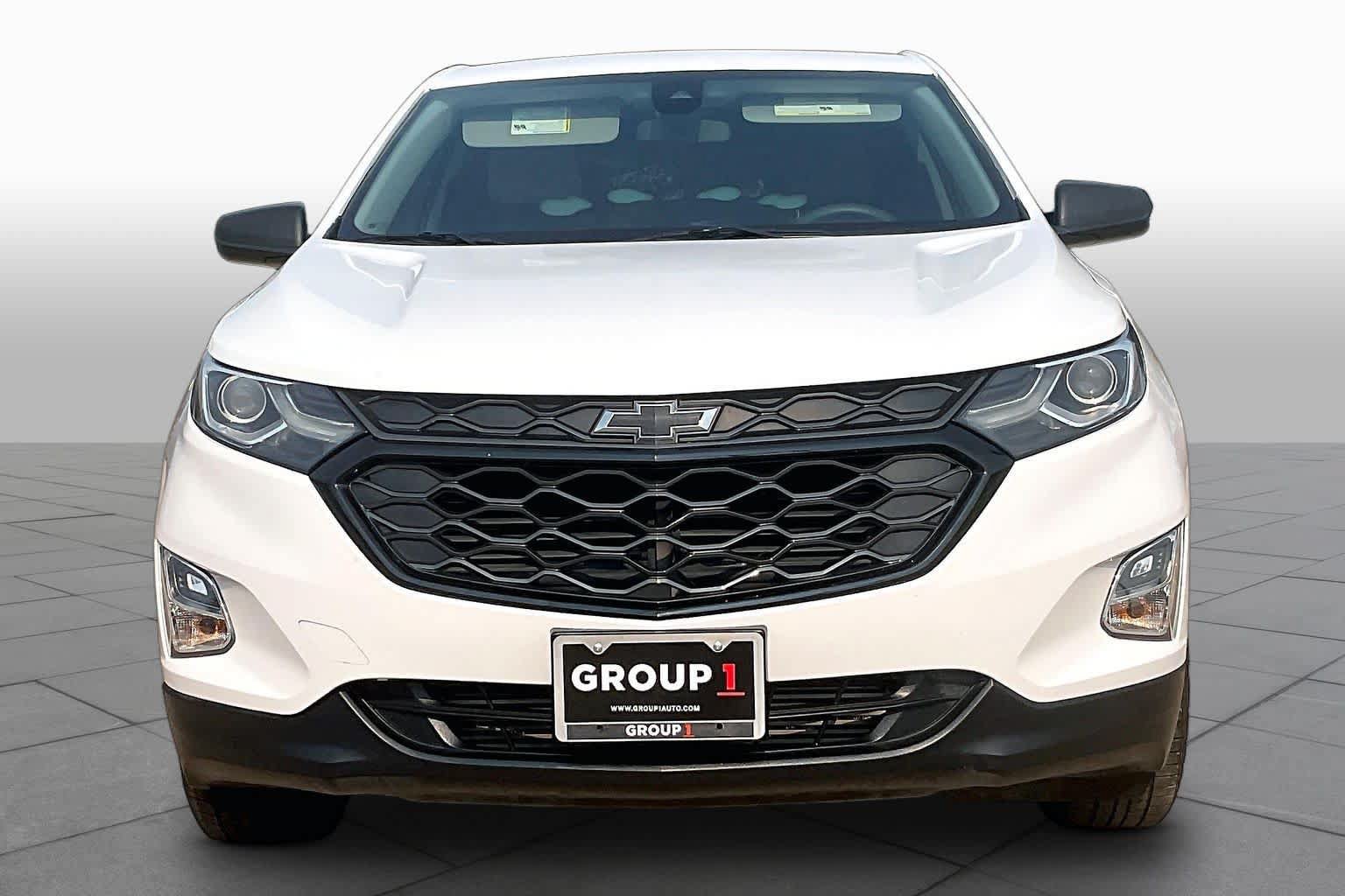 Used 2021 Chevrolet Equinox LS w/ LPO, Blackout Package FWD image 4