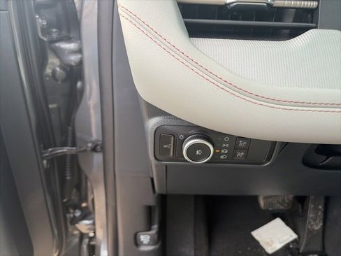 New 2026 Ford Explorer Active w/ Active Comfort Package image 19