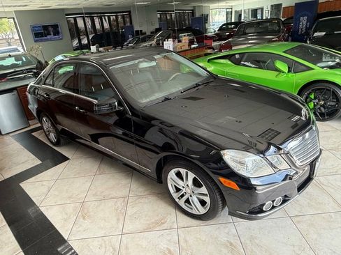 Used 2011 Mercedes-Benz E 350 Luxury image 2