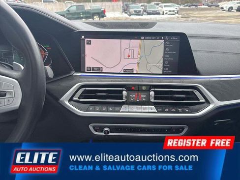Used 2021 BMW X7 xDrive40i w/ Premium Package 2 image 11