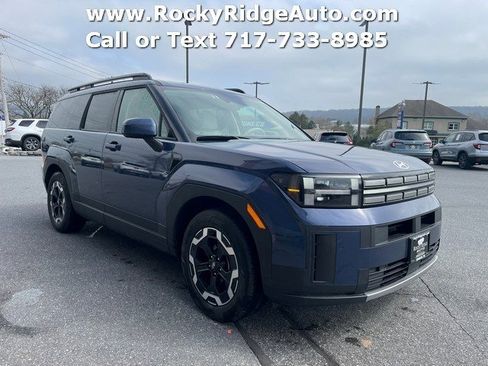 Used 2025 Hyundai Santa Fe SEL image 1