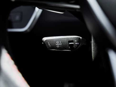 Used 2024 Audi RS 7 Performance AWD/4WD image 59