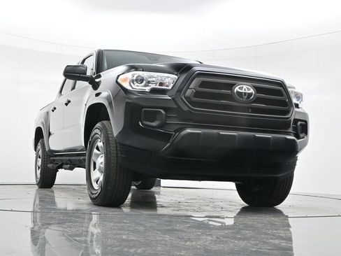 Used 2022 Toyota Tacoma SR AWD/4WD image 45