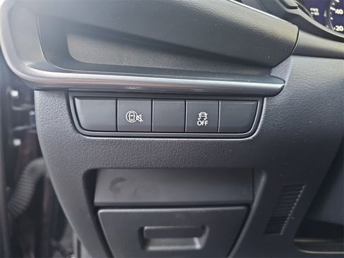 Used 2025 MAZDA MAZDA3 s Sport image 26