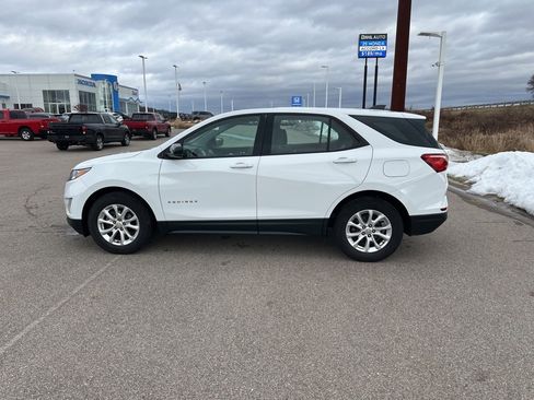Used 2019 Chevrolet Equinox LS image 13