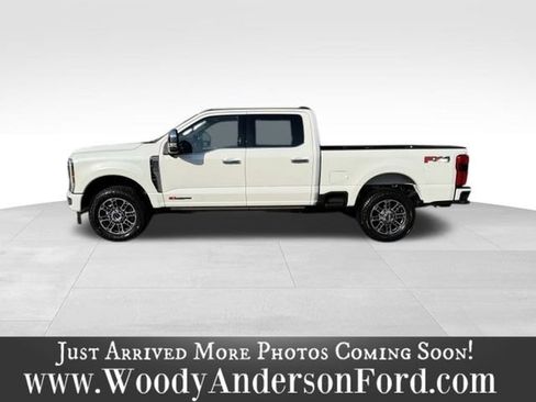 Used 2024 Ford F250 Platinum AWD/4WD image 3