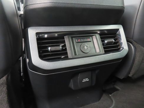 Used 2025 Ford F250 Platinum image 13