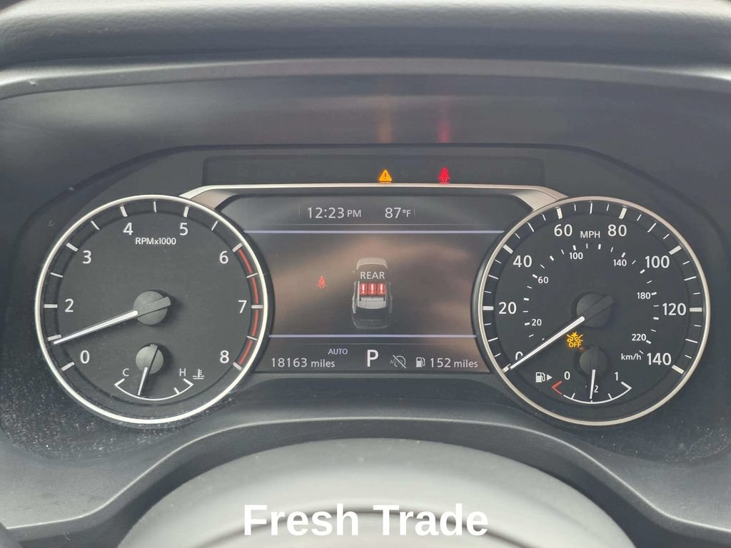 Used 2024 Nissan Rogue SV AWD/4WD image 14