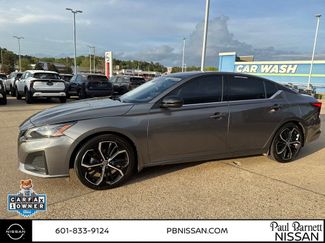 Used 2024 Nissan Altima 2.5 SR video 2