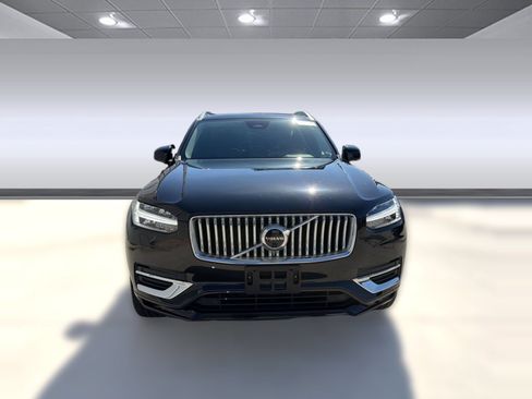 Certified 2023 Volvo XC90 B6 Plus AWD/4WD image 6