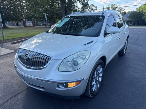 Used 2011 Buick Enclave CXL w/ LPO, Cargo Convenience Pkg FWD image 2