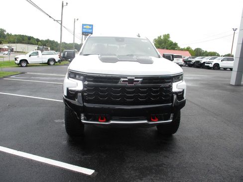 New 2026 Chevrolet Silverado 1500 ZR2 image 10