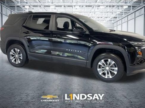 Used 2026 Chevrolet Equinox LT FWD image 3