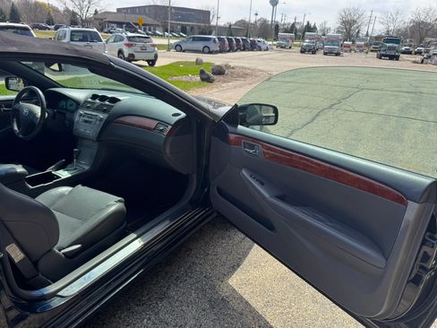 Used 2006 Toyota Solara SLE image 12