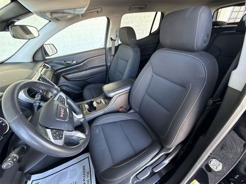 Certified 2023 GMC Acadia SLE image 18