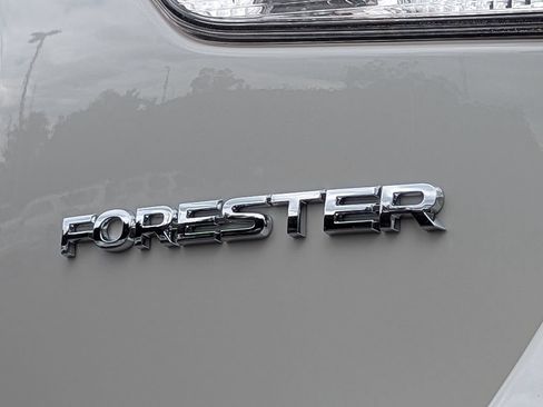 Used 2022 Subaru Forester AWD/4WD image 27
