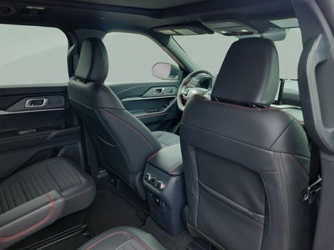 New 2026 Ford Explorer ST-Line w/ ST-Line Street Pack AWD/4WD image 27