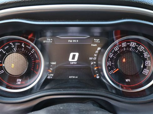 Used 2021 Dodge Challenger R/T Scat Pack RWD image 9