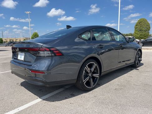 New 2026 Honda Accord SE image 3