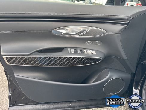 Used 2025 Genesis GV70 3.5T Sport w/ Sport Prestige Package image 16