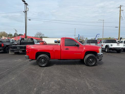 Used 2013 Chevrolet Silverado 1500 W/T AWD/4WD image 2